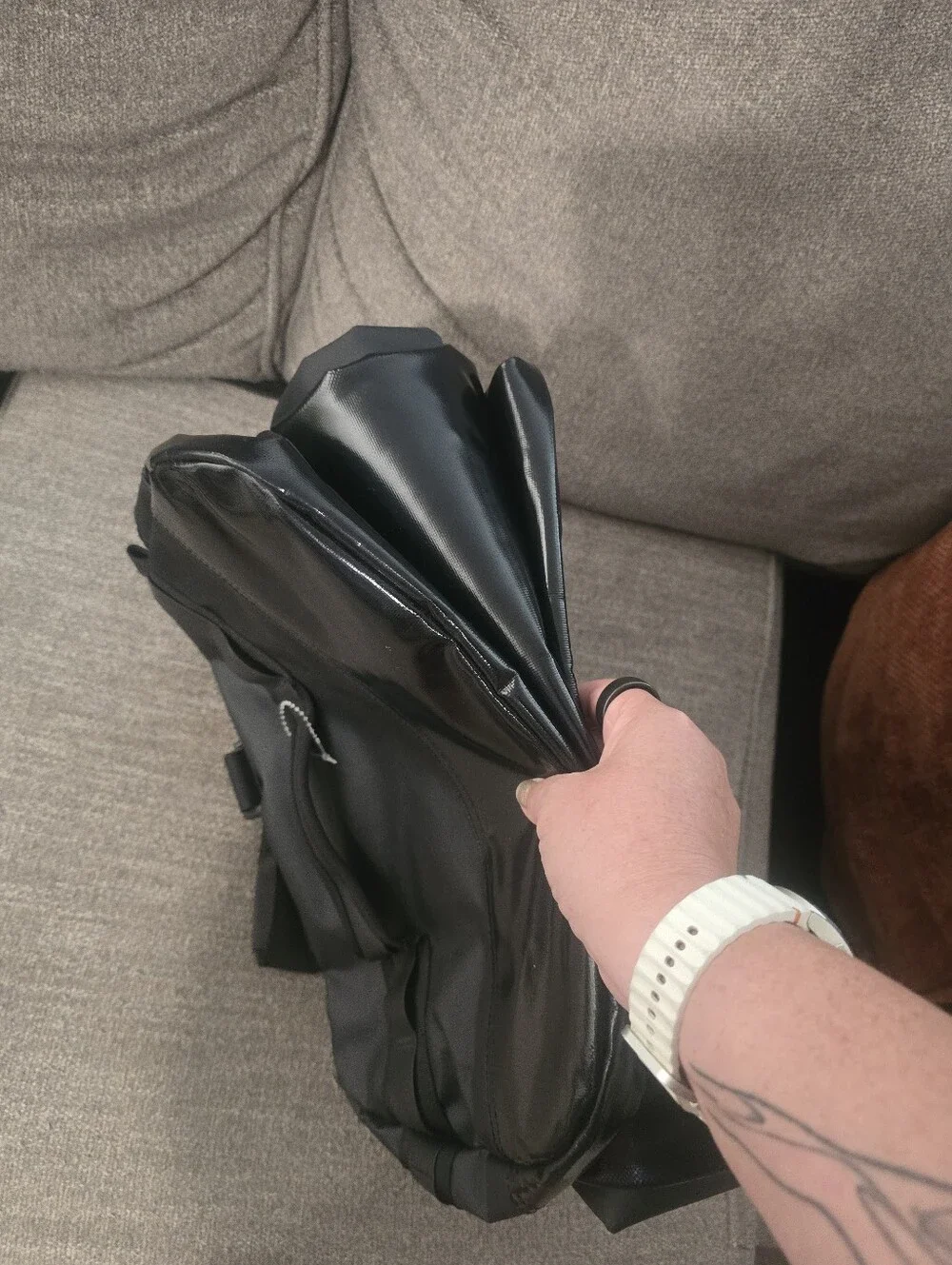BABOON TO THE MOON GO-BAG 60L NWOT